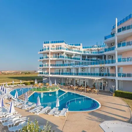 Black Sea View דירה